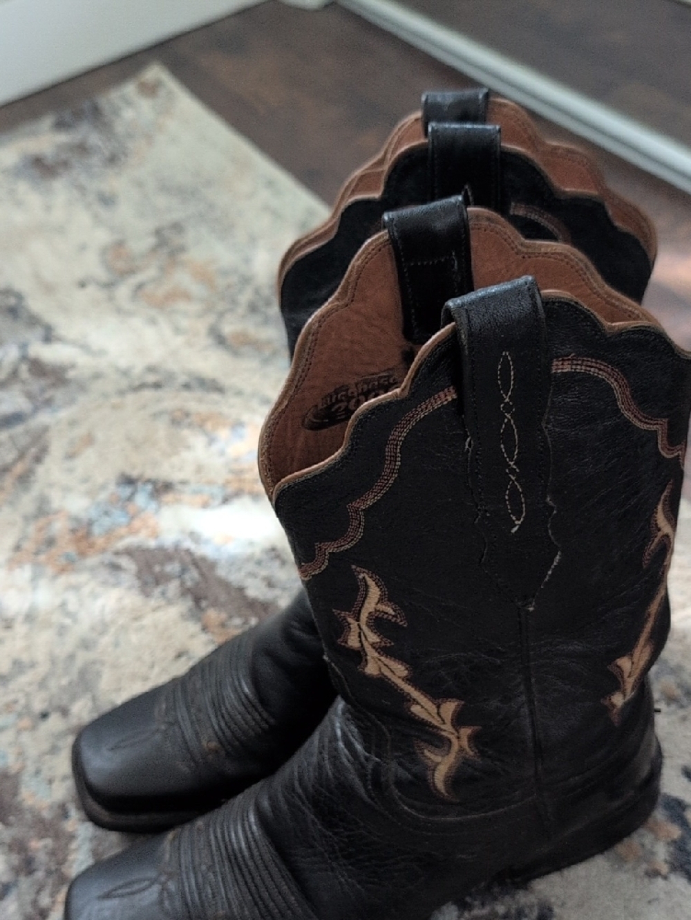 Black Leather Lucchese 2000 Cowboy Boots - Picture 5 of 10